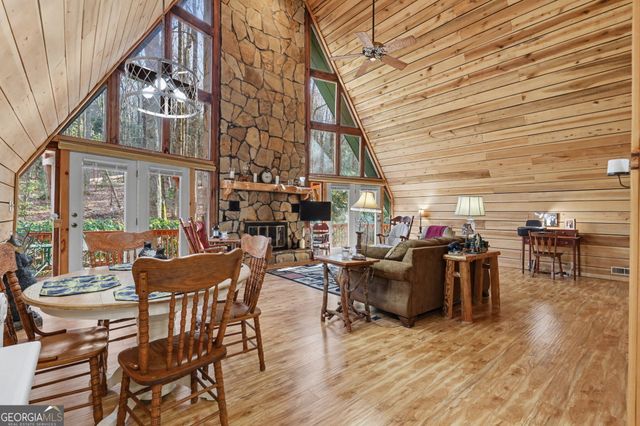 42 Lost Valley Drive, Dillard, GA 30537