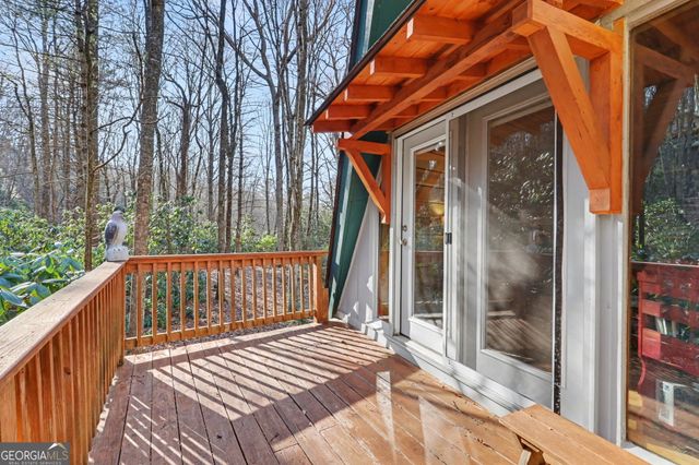 42 Lost Valley Drive, Dillard, GA 30537