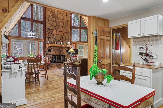 42 Lost Valley Drive, Dillard, GA 30537