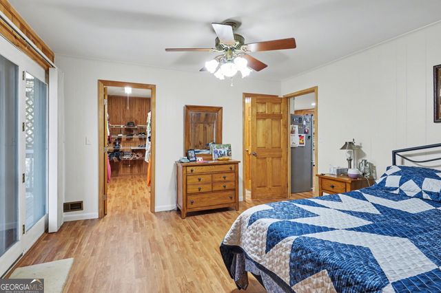 42 Lost Valley Drive, Dillard, GA 30537