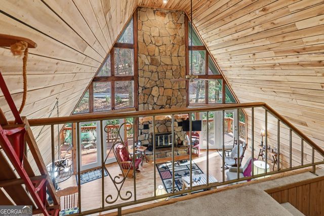 42 Lost Valley Drive, Dillard, GA 30537