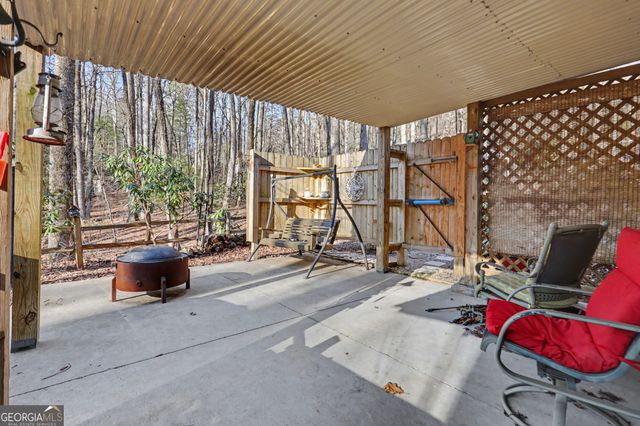 42 Lost Valley Drive, Dillard, GA 30537