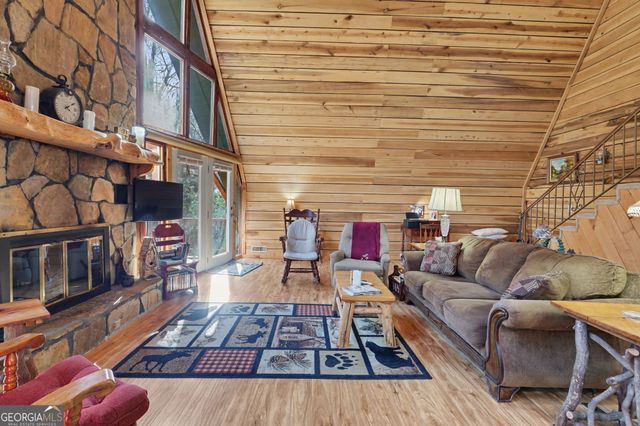 42 Lost Valley Drive, Dillard, GA 30537