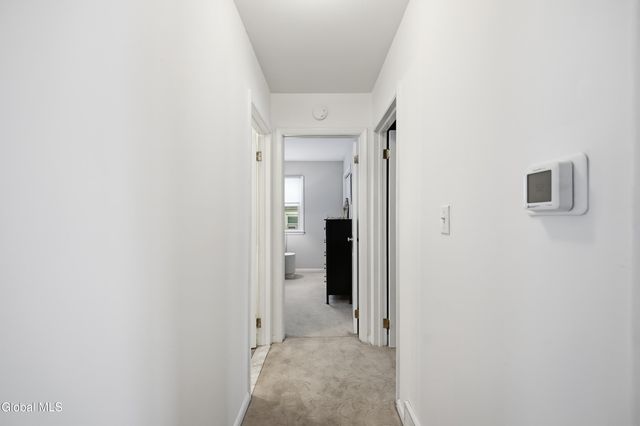 7 James Drive, Colonie, NY 12211