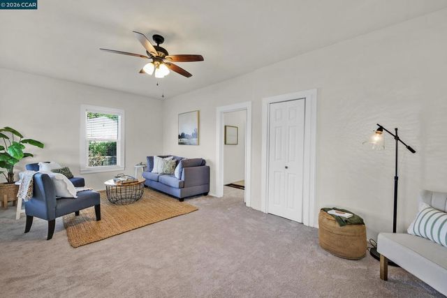 22820 22820 5th St, Hayward, CA 94541