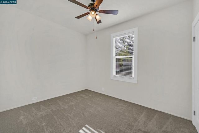 22820 22820 5th St, Hayward, CA 94541