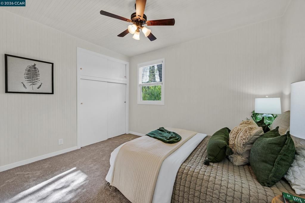 Image 10 of property listing at 22820 22820 5th St, Hayward, CA 94541