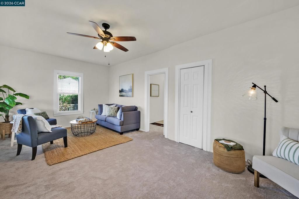 Image 4 of property listing at 22820 22820 5th St, Hayward, CA 94541