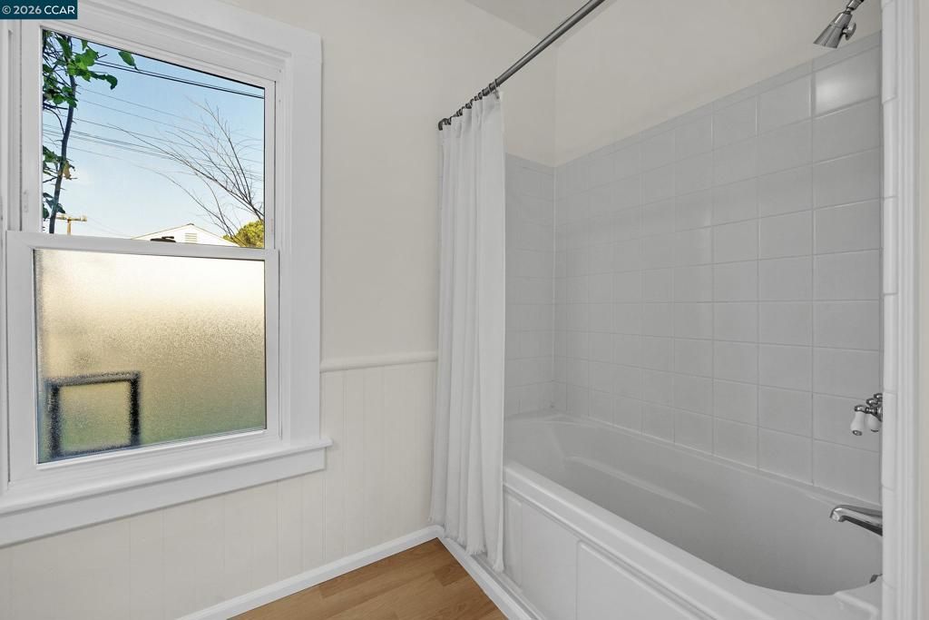 Image 8 of property listing at 22820 22820 5th St, Hayward, CA 94541