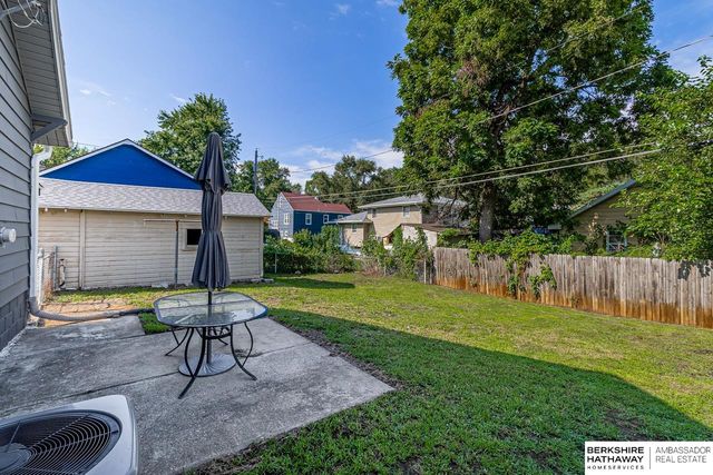 3338 N 55th Street, Omaha, NE 68104