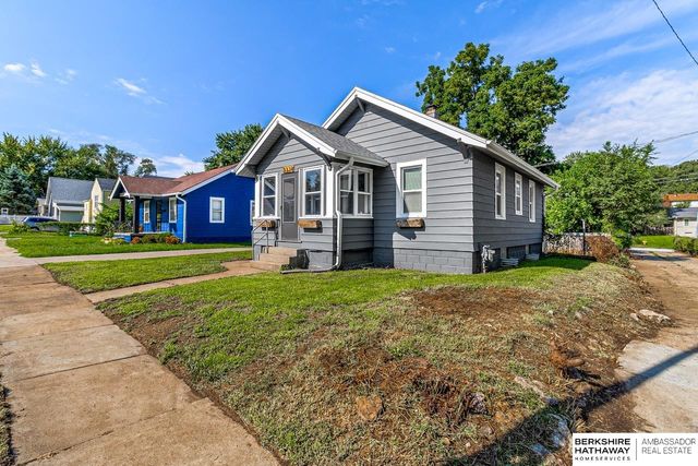 3338 N 55th Street, Omaha, NE 68104