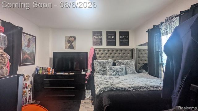 162 Perkins Street, Pontiac, MI 48342