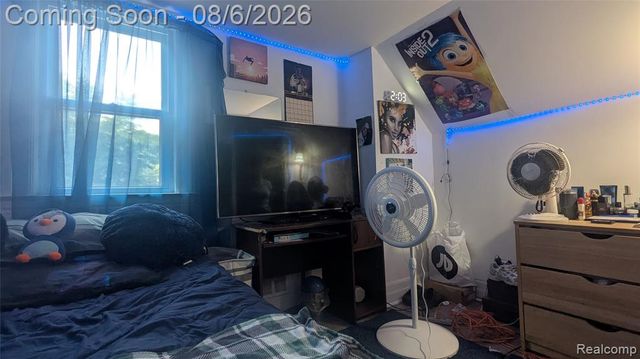162 Perkins Street, Pontiac, MI 48342
