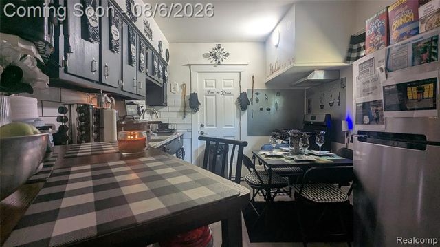 162 Perkins Street, Pontiac, MI 48342
