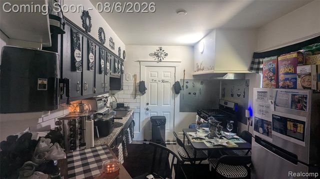 162 Perkins Street, Pontiac, MI 48342