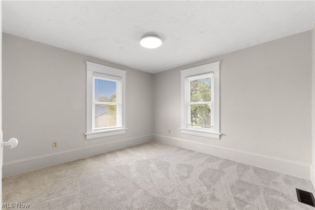 1053 Wyley Avenue, Akron, OH 44306