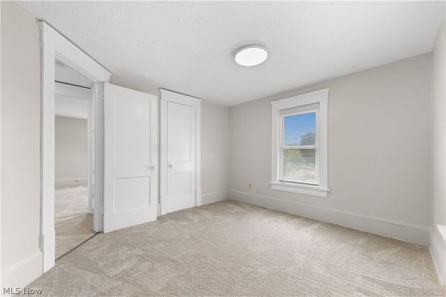 1053 Wyley Avenue, Akron, OH 44306