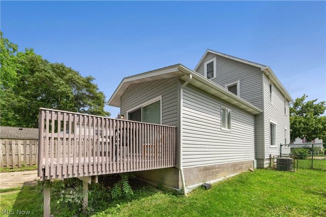 1053 Wyley Avenue, Akron, OH 44306
