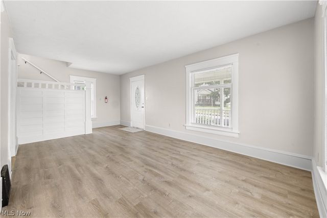 1053 Wyley Avenue, Akron, OH 44306