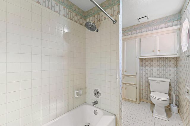13903 Wilde Forest Court, Sugar Land, TX 77498