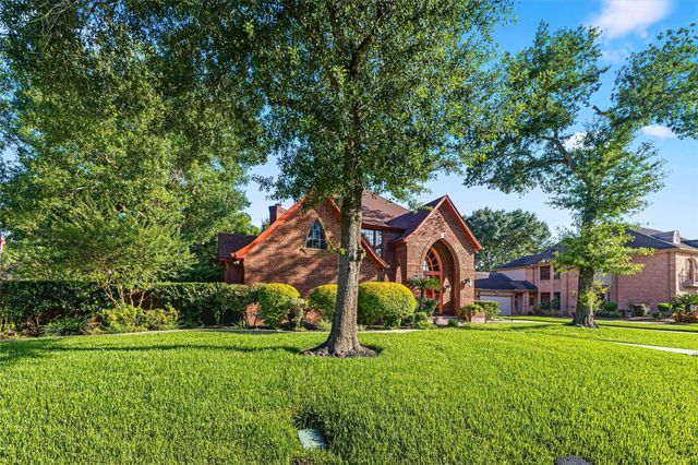 13903 Wilde Forest Court, Sugar Land, TX 77498