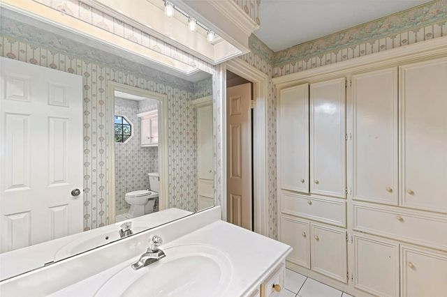 13903 Wilde Forest Court, Sugar Land, TX 77498