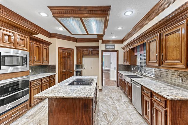 13903 Wilde Forest Court, Sugar Land, TX 77498
