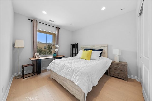 125 Lovelace, Irvine, CA 92620