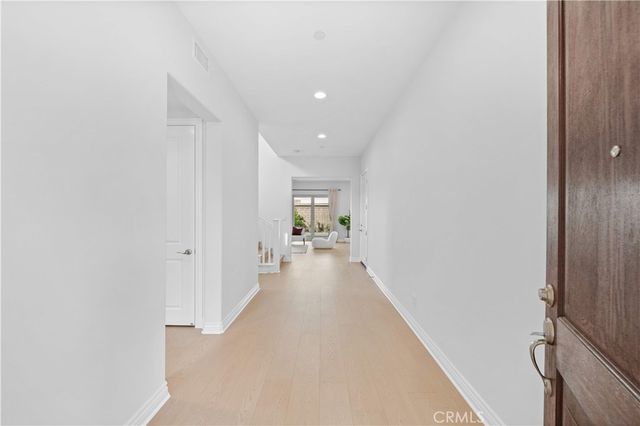 125 Lovelace, Irvine, CA 92620