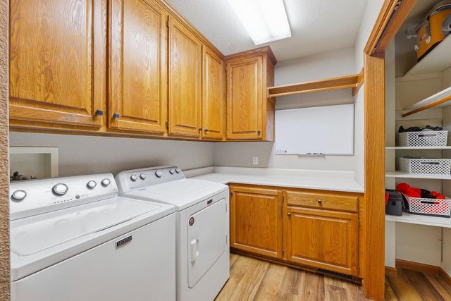 1616 Sandstone LANE, Howards Grove, WI 53083