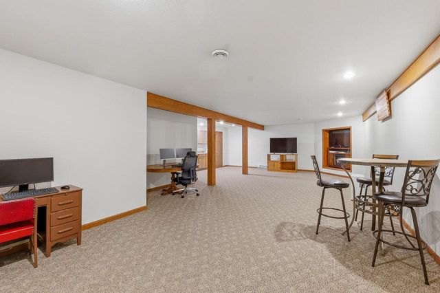 1616 Sandstone LANE, Howards Grove, WI 53083