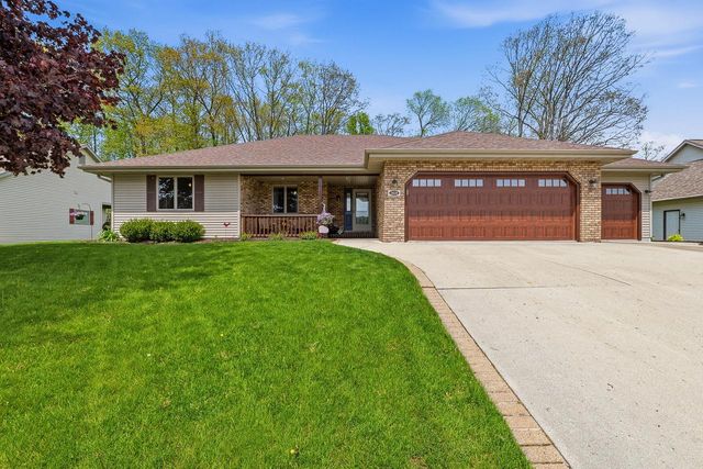 1616 Sandstone LANE, Howards Grove, WI 53083