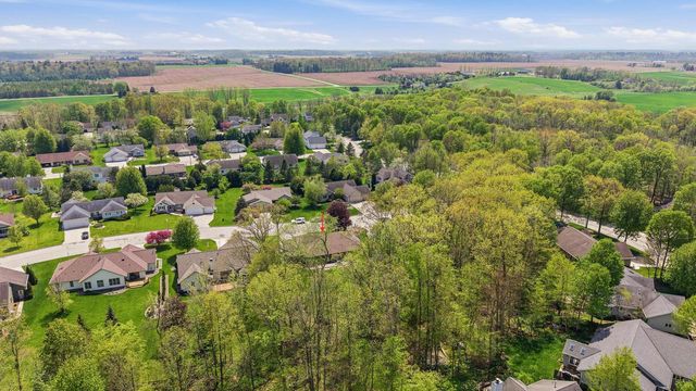 1616 Sandstone LANE, Howards Grove, WI 53083