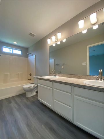 504 Debra DR, Taylor, TX 76574