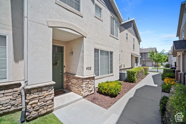 452 N KENT DR, North Salt Lake, UT 84054