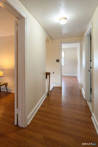 39 Burlington Street, Hartford, CT 06112