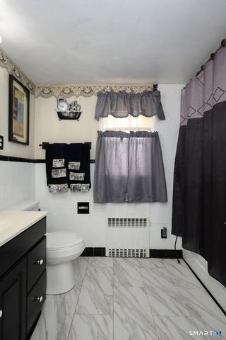 39 Burlington Street, Hartford, CT 06112