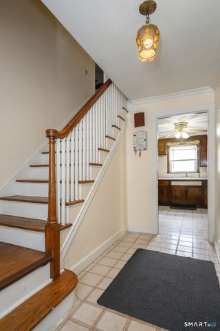 39 Burlington Street, Hartford, CT 06112