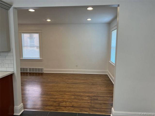 6193 Lodewyck Street, Detroit, MI 48224
