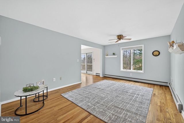 8423 LOCK LN, Warrenton, VA 20186
