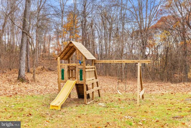 8423 LOCK LN, Warrenton, VA 20186