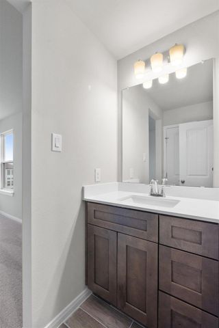 221 Comet Pointe DR, Georgetown, TX 78628