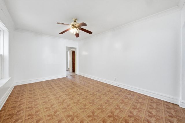 5441 W Van Buren Street, Chicago, IL 60644