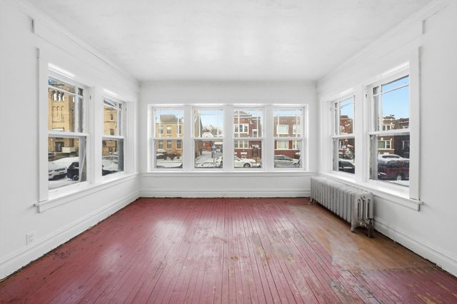 5441 W Van Buren Street, Chicago, IL 60644