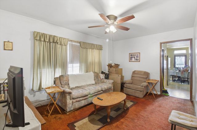 5441 W Van Buren Street, Chicago, IL 60644