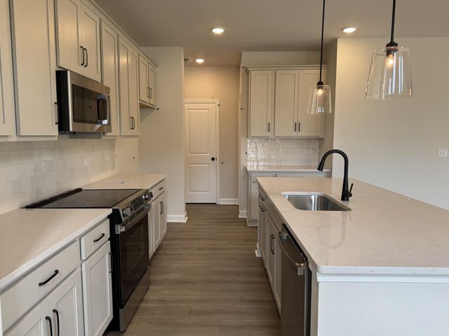 2070 Lavender Bloom Road, Ravenel, SC 29470