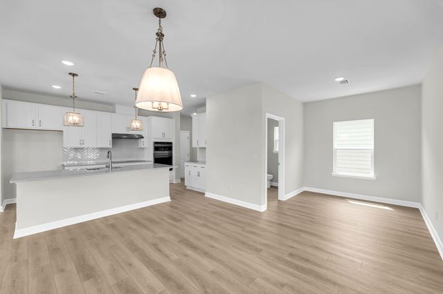 2070 Lavender Bloom Road, Ravenel, SC 29470
