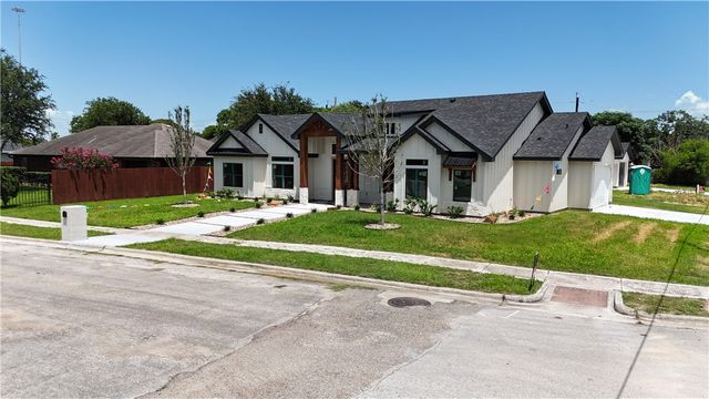 4434 Up River Road, Corpus Christi, TX 78408
