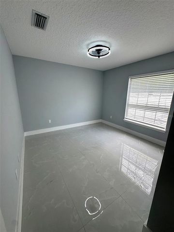 12 N REYNOLDS PLACE, Palm Coast, FL 32164