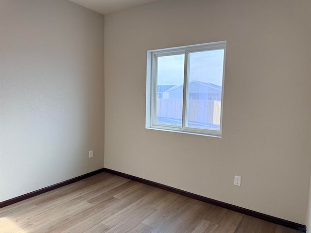 5603 CRYSTALLINE HILLS DR, Rapid City, SD 57703